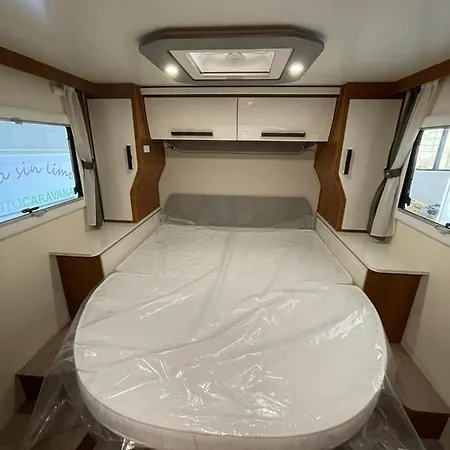 Autocaravanas Campers Parque de Campismo