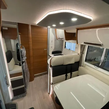 Autocaravanas Campers Parque de Campismo